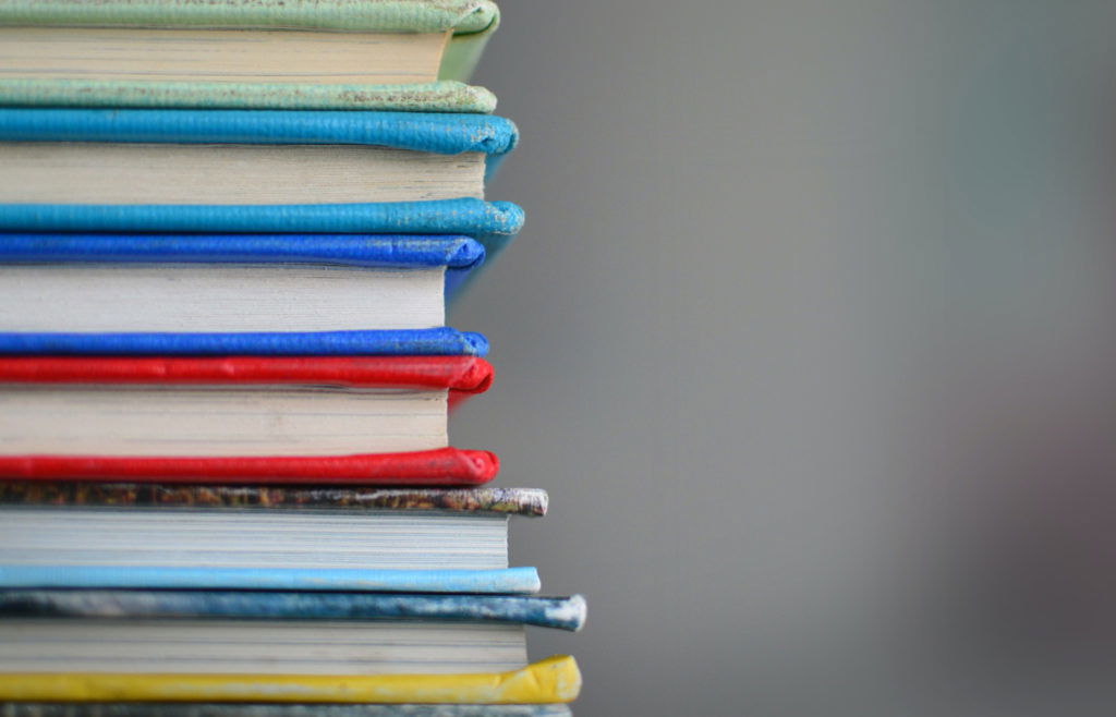 colorful-books colorful-books