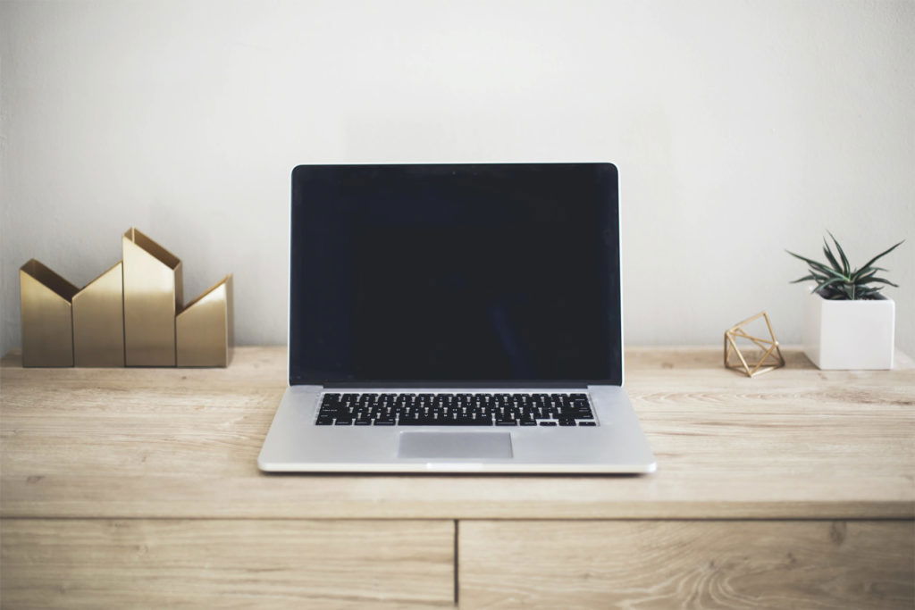 blank-laptop blank-laptop