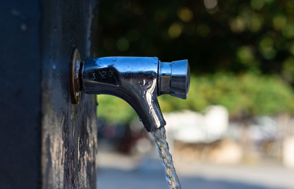 faucet faucet